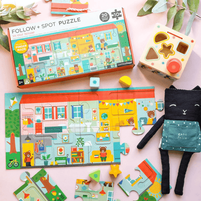 Petit collage puzzle and games